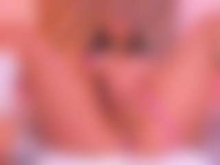 Malaia Hills's Live Sex Cam Show