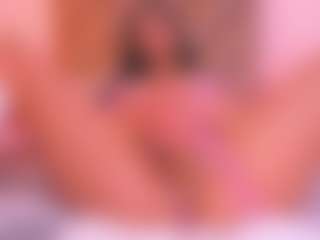 Malaia Hills's Live Sex Cam Show