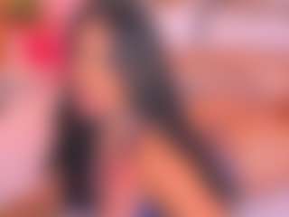 Malaia Hills's Live Sex Cam Show