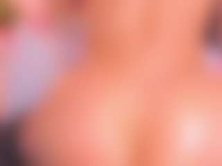 Malaia Hills's Live Sex Cam Show