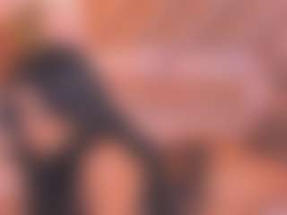 Malaia Hills's Live Sex Cam Show