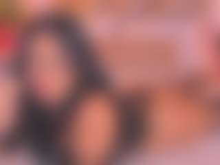 Malaia Hills's Live Sex Cam Show