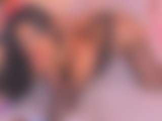 Malaia Hills's Live Sex Cam Show