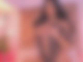 Malaia Hills's Live Sex Cam Show