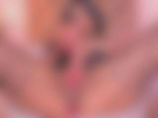 Malaia Hills's Live Sex Cam Show