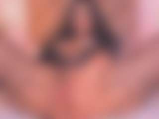 Malaia Hills's Live Sex Cam Show