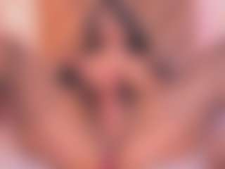 Malaia Hills's Live Sex Cam Show