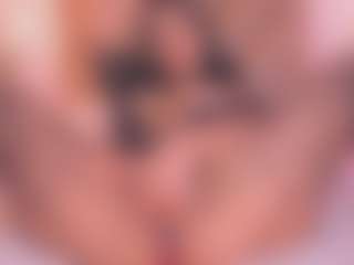 Malaia Hills's Live Sex Cam Show