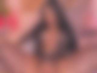 Malaia Hills's Live Sex Cam Show