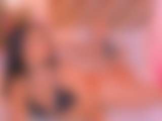 Live cam show with Malaia Hills - Squirt Young Adult on Milfs Live