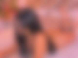 Malaia Hills's Live Sex Cam Show