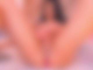 Malaia Hills's Live Sex Cam Show