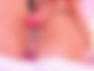 Malaia Hills's Live Sex Cam Show