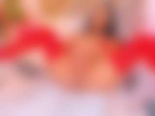 Live cam show with Malaia Hills - Teen (18+) on galaxygirlnitro.com