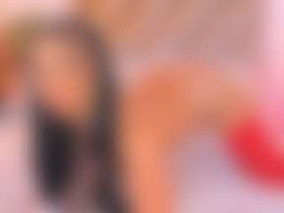 Malaia Hills's Live Sex Cam Show