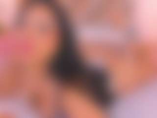 Malaia Hills's Live Sex Cam Show