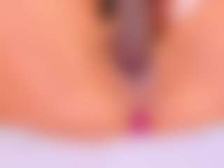 Malaia Hills's Live Sex Cam Show