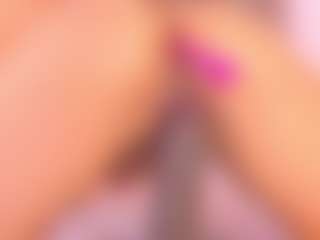 Malaia Hills's Live Sex Cam Show