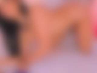 Malaia Hills's Live Sex Cam Show