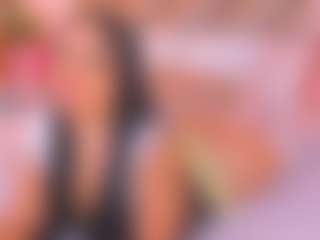 Malaia Hills's Live Sex Cam Show
