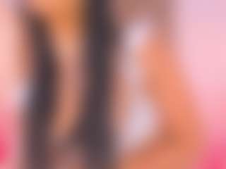 Malaia Hills's Live Sex Cam Show