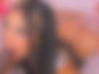 Malaia Hills's Live Sex Cam Show