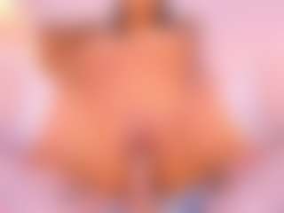 Malaia Hills's Live Sex Cam Show