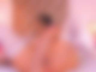 Malaia Hills's Live Sex Cam Show