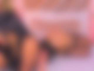 Malaia Hills's Live Sex Cam Show