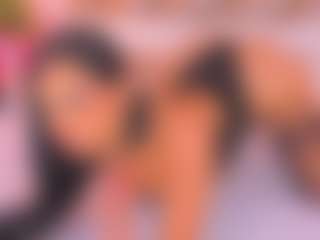 Spettacolo in cam dal vivo con Malaia Hills - Shaved Pussy Lovense su Camsoda