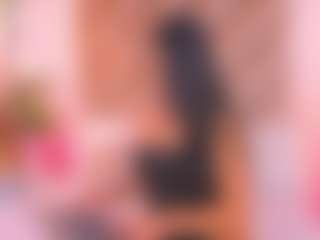 Malaia Hills's Live Sex Cam Show