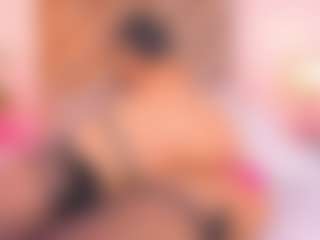 Malaia Hills's Live Sex Cam Show