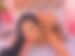 Malaia Hills's Live Sex Cam Show