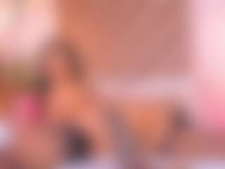 Malaia Hills's Live Sex Cam Show