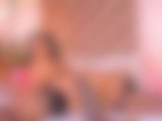 Malaia Hills's Live Sex Cam Show