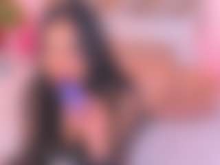 Malaia Hills's Live Sex Cam Show