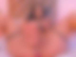 Malaia Hills's Live Sex Cam Show