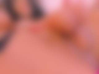 Malaia Hills's Live Sex Cam Show
