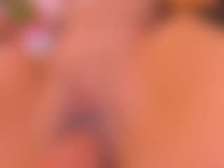 Malaia Hills's Live Sex Cam Show