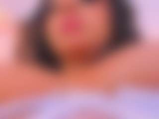 Malaia Hills's Live Sex Cam Show