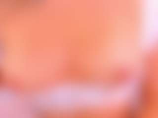 Malaia Hills's Live Sex Cam Show