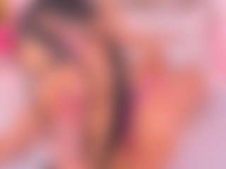 Malaia Hills's Live Sex Cam Show