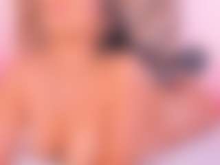 Malaia Hills's Live Sex Cam Show