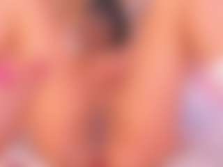 Malaia Hills's Live Sex Cam Show