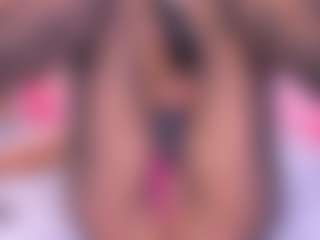 Malaia Hills's Live Sex Cam Show