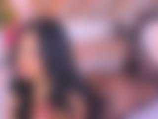 Malaia Hills's Live Sex Cam Show