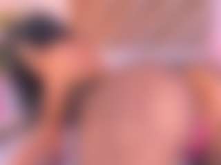 Malaia Hills's Live Sex Cam Show