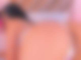 Malaia Hills's Live Sex Cam Show