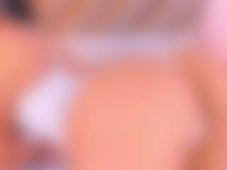 Malaia Hills's Live Sex Cam Show