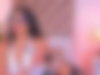 Malaia Hills's Live Sex Cam Show